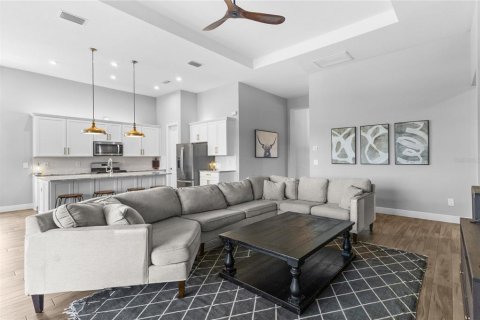 House in Sarasota, Florida 4 bedrooms, 232.26 sq.m. № 2115023 - photo 10