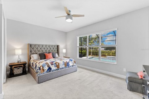House in Sarasota, Florida 4 bedrooms, 232.26 sq.m. № 2115023 - photo 12