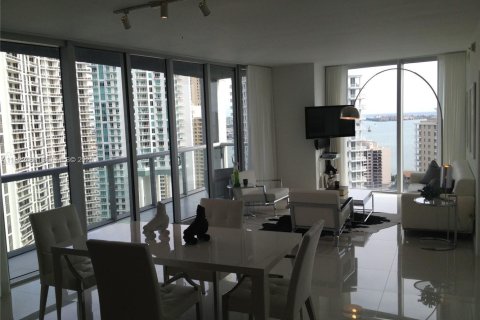 Copropriété à louer à Miami, Floride: 2 chambres, 153.66 m2 № 1976685 - photo 1