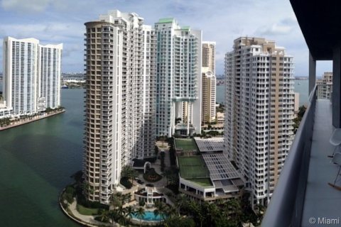 Copropriété à louer à Miami, Floride: 2 chambres, 153.66 m2 № 1976685 - photo 6