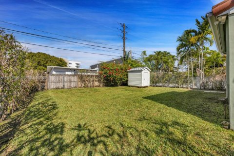 Casa en venta en Miami, Florida, 2 dormitorios, 103.31 m2 № 2007984 - foto 14