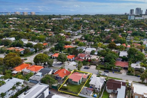 Casa en venta en Miami, Florida, 2 dormitorios, 103.31 m2 № 2007984 - foto 21