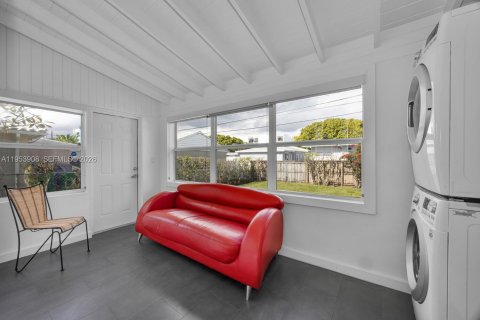 Casa en venta en Miami, Florida, 2 dormitorios, 103.31 m2 № 2007984 - foto 7