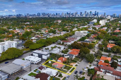 Casa en venta en Miami, Florida, 2 dormitorios, 103.31 m2 № 2007984 - foto 20