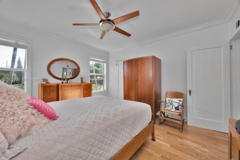 Casa en venta en Miami, Florida, 2 dormitorios, 103.31 m2 № 2007984 - foto 13