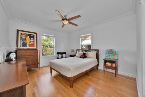 Casa en venta en Miami, Florida, 2 dormitorios, 103.31 m2 № 2007984 - foto 9