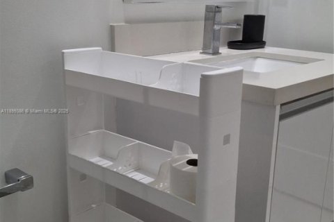 Copropriété à louer à Doral, Floride: 3 chambres, 126.35 m2 № 1950836 - photo 23