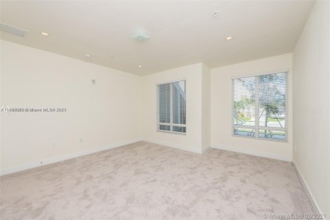 Copropriété à louer à Doral, Floride: 3 chambres, 126.35 m2 № 1950836 - photo 8