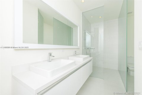 Copropriété à louer à Doral, Floride: 3 chambres, 126.35 m2 № 1950836 - photo 7