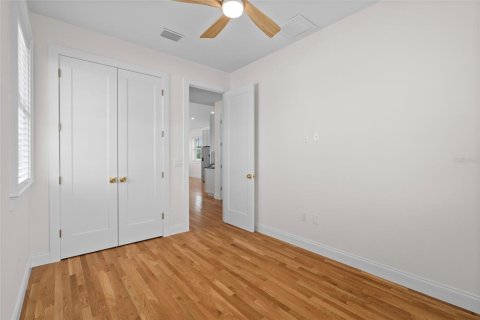 House in Saint Petersburg, Florida 2 bedrooms, 100.33 sq.m. № 1843833 - photo 20