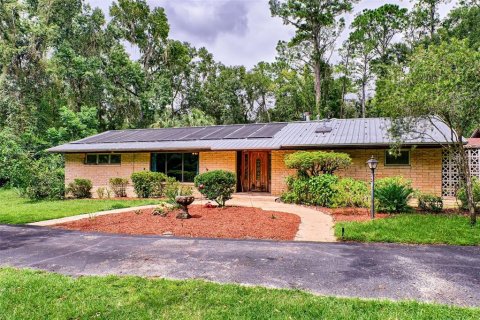 Casa en venta en Gainesville, Florida, 4 dormitorios, 235.88 m2 № 1364028 - foto 1
