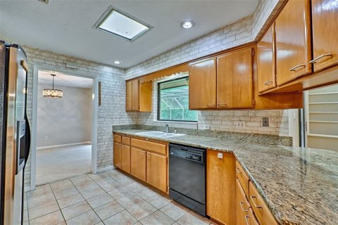 Casa en venta en Gainesville, Florida, 4 dormitorios, 235.88 m2 № 1364028 - foto 8