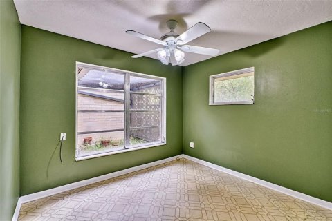 Casa en venta en Gainesville, Florida, 4 dormitorios, 235.88 m2 № 1364028 - foto 21