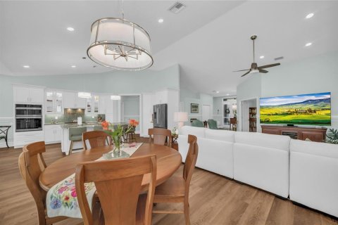 Villa ou maison à vendre à Bradenton, Floride: 2 chambres, 188.59 m2 № 2433510 - photo 9