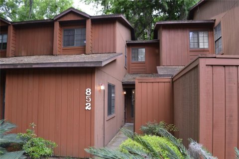 Adosado en venta en Gainesville, Florida, 3 dormitorios, 127.28 m2 № 1612630 - foto 1