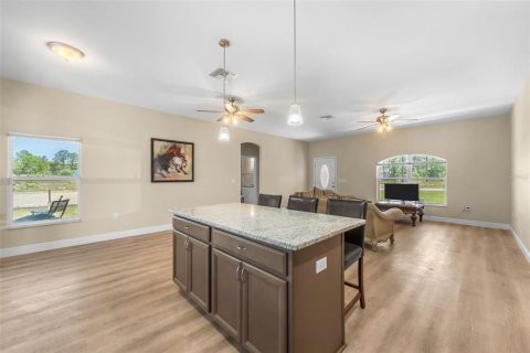 Casa en venta en Weeki Wachee, Florida, 3 dormitorios, 142.98 m2 № 2092082 - foto 8