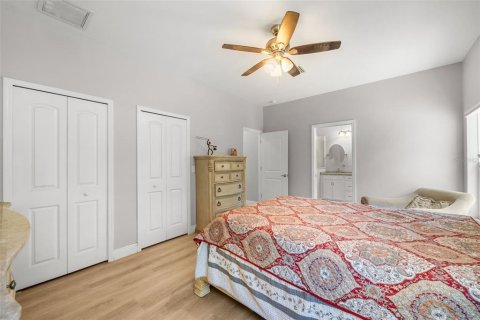 Casa en venta en Weeki Wachee, Florida, 3 dormitorios, 142.98 m2 № 2092082 - foto 12
