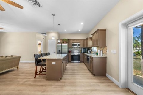 Casa en venta en Weeki Wachee, Florida, 3 dormitorios, 142.98 m2 № 2092082 - foto 6