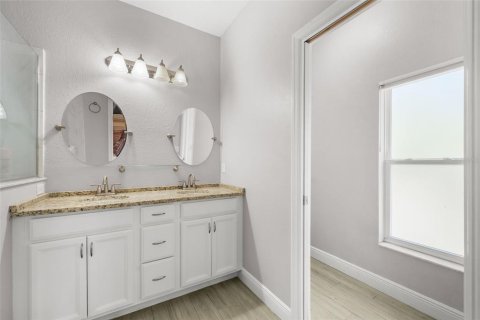 Casa en venta en Weeki Wachee, Florida, 3 dormitorios, 142.98 m2 № 2092082 - foto 13