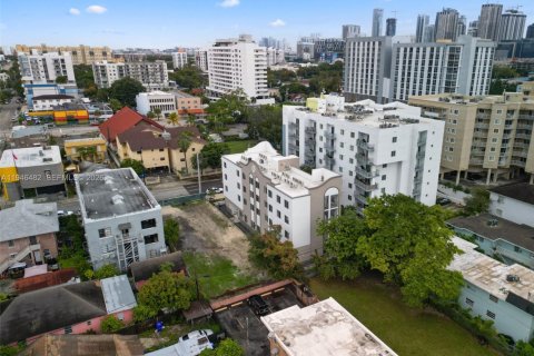 Apartment in Miami, Florida 37.16 sq.m. № 2002787 - photo 28