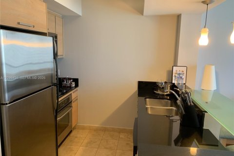 Condo in Sunny Isles Beach, Florida, 1 bedroom  № 2399660 - photo 9