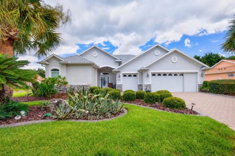 House in Ocala, Florida 3 bedrooms, 212.1 sq.m. № 2231377