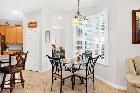 House in Ocala, Florida 3 bedrooms, 212.1 sq.m. № 2231377 - photo 13