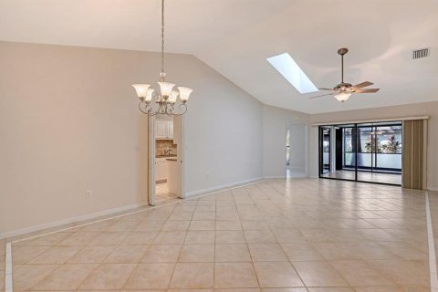 Copropriété à vendre à Sarasota, Floride: 2 chambres, 135.27 m2 № 2116040 - photo 3