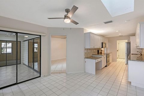Copropriété à vendre à Sarasota, Floride: 2 chambres, 135.27 m2 № 2116040 - photo 14