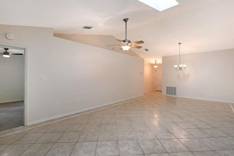 Copropriété à vendre à Sarasota, Floride: 2 chambres, 135.27 m2 № 2116040 - photo 11