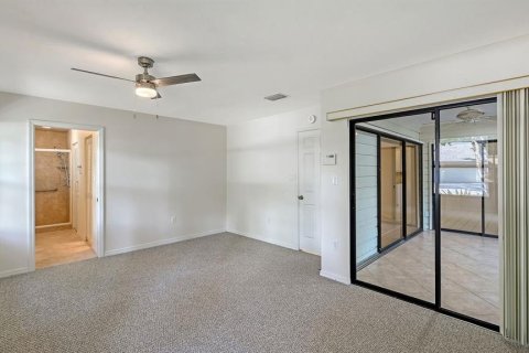 Copropriété à vendre à Sarasota, Floride: 2 chambres, 135.27 m2 № 2116040 - photo 21
