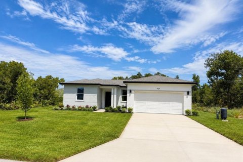 House in Poinciana, Florida 4 bedrooms, 139.35 sq.m. № 2324532