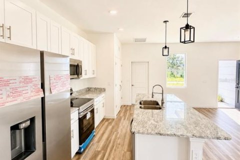 Casa en venta en Poinciana, Florida, 4 dormitorios, 139.35 m2 № 2324532 - foto 5