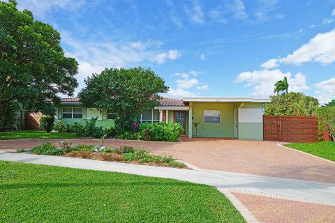 Villa ou maison à Pompano Beach, Floride 3 chambres, 138.61 m2 № 2382957