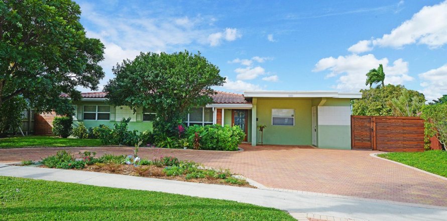 Villa ou maison à Pompano Beach, Floride 3 chambres, 138.61 m2 № 2382957