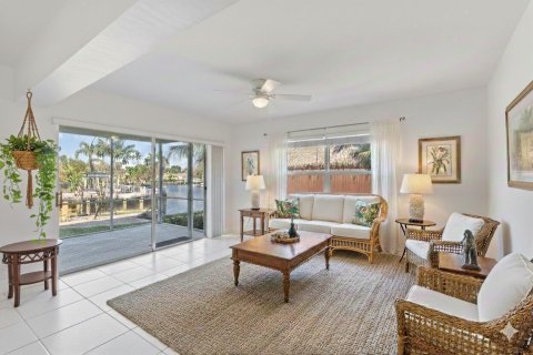 Villa ou maison à louer à Pompano Beach, Floride: 3 chambres, 138.61 m2 № 2382957 - photo 7