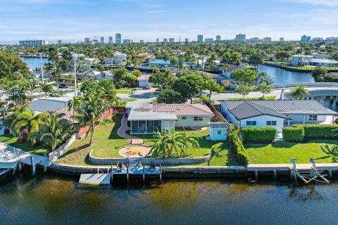 Villa ou maison à louer à Pompano Beach, Floride: 3 chambres, 138.61 m2 № 2382957 - photo 29