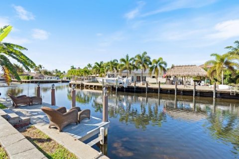 Villa ou maison à louer à Pompano Beach, Floride: 3 chambres, 138.61 m2 № 2382957 - photo 27