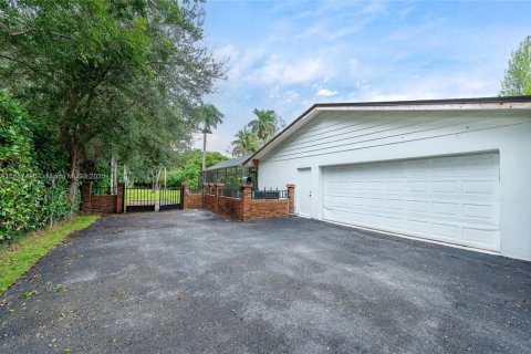 Casa en venta en Pinecrest, Florida, 4 dormitorios, 250.28 m2 № 1933046 - foto 6