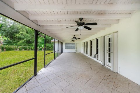 Casa en venta en Pinecrest, Florida, 4 dormitorios, 250.28 m2 № 1933046 - foto 12