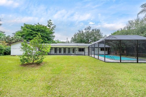 Casa en venta en Pinecrest, Florida, 4 dormitorios, 250.28 m2 № 1933046 - foto 9