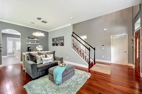 House in Orlando, Florida 4 bedrooms, 268.95 sq.m. № 2205078 - photo 9
