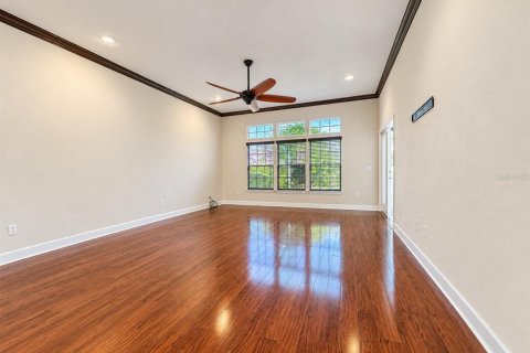 House in Alachua, Florida 3 bedrooms, 157.75 sq.m. № 2389217 - photo 4