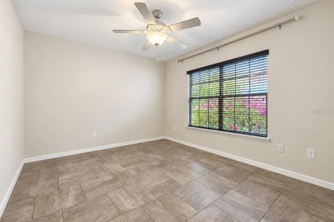 House in Alachua, Florida 3 bedrooms, 157.75 sq.m. № 2389217 - photo 6