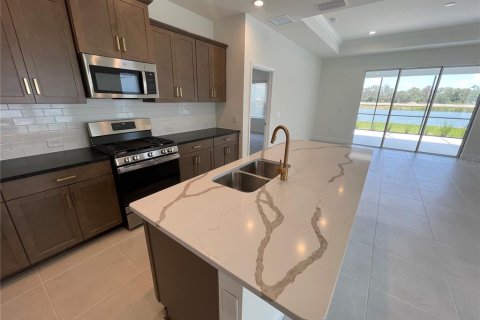 Casa en alquiler en Sarasota, Florida, 4 dormitorios, 295.06 m2 № 1801998 - foto 2