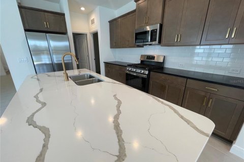 Casa en alquiler en Sarasota, Florida, 4 dormitorios, 295.06 m2 № 1801998 - foto 3