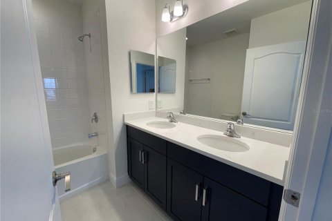 Casa en alquiler en Sarasota, Florida, 4 dormitorios, 295.06 m2 № 1801998 - foto 5