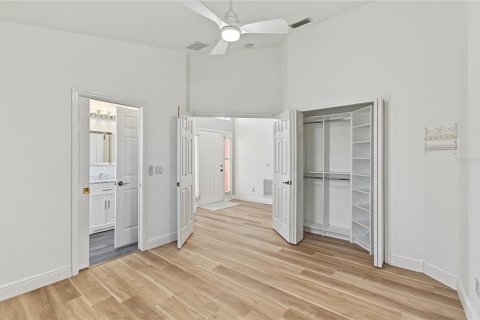 Villa ou maison à vendre à Orlando, Floride: 3 chambres, 165.46 m2 № 2431022 - photo 24