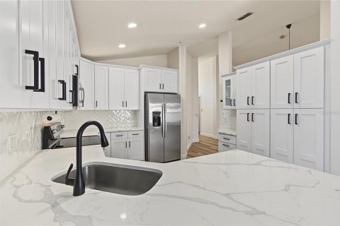 Villa ou maison à vendre à Orlando, Floride: 3 chambres, 165.46 m2 № 2431022 - photo 7