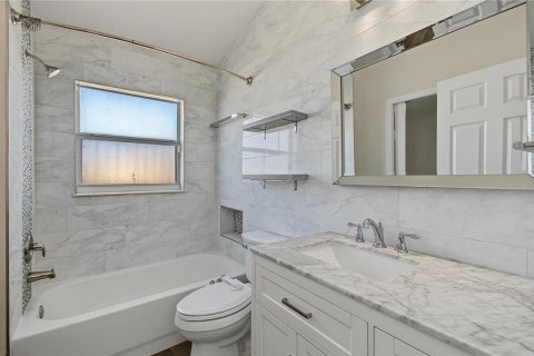 Villa ou maison à vendre à Orlando, Floride: 3 chambres, 165.46 m2 № 2431022 - photo 20